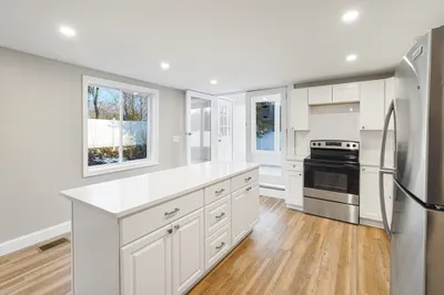 98 Southville Rd #B