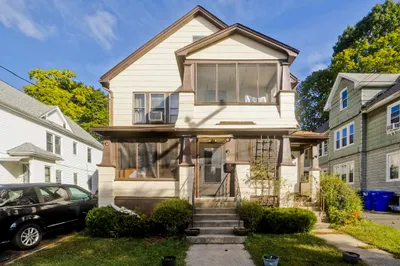 82-84 Maryland St 1