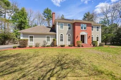 23 Cornerstone Dr 1