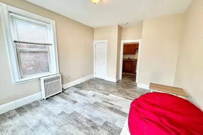 280 Cross St #2
