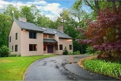40 Laurelwood Dr 1