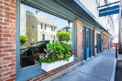 89 Front St #208 1