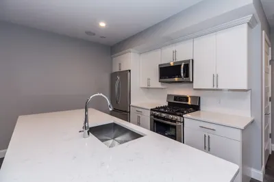 11 Minot Street #305