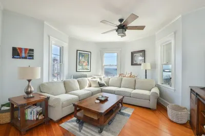 58 Harbor View Ave #2 1