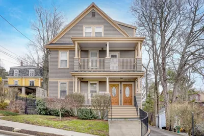 216-220 Newtonville Ave #218 1
