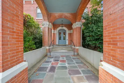80 Parks Street #5 1