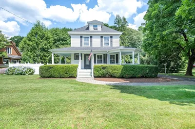 132 Franklin St