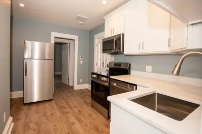 1121 Commercial Street #2 1