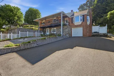 140 Ruskin St 1