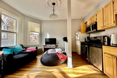 93 Hillside St ##2
