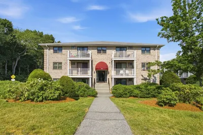 6 Kenmar Dr #4 1