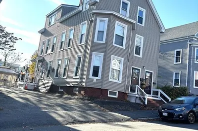 6-8 Blaisdell St