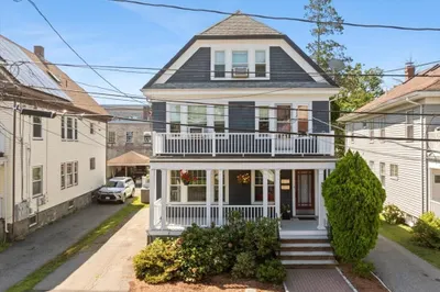 15 Belvoir Rd 1