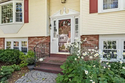 27 Third St 1