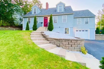 604a-b Burncoat Street 1