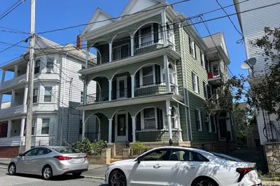 33 Sidney Street #2 1