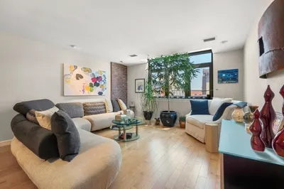 376 Commercial Street #6C