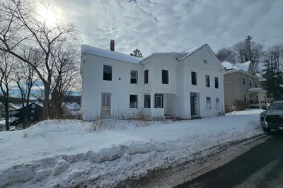 56 Liberty St 1