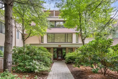 228 Allandale Rd #1A 1