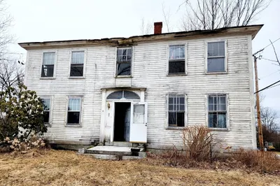 1 Carruth Rd