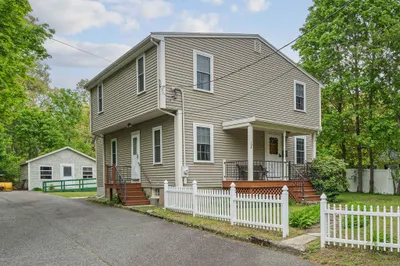138 Lakehurst Ave