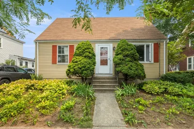 9 Maple Avenue