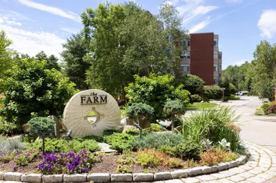 99 Florence St #40-5A 1