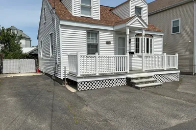 24 Woodward Street