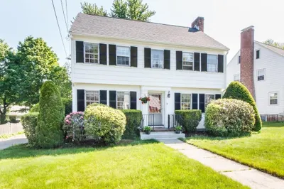 16 Cape Cod Lane 1