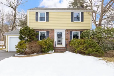 24 Barnesdale Rd 1