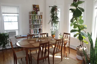 15 Arcola St #2