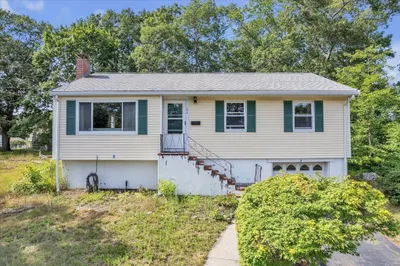 11 Isabel Cir