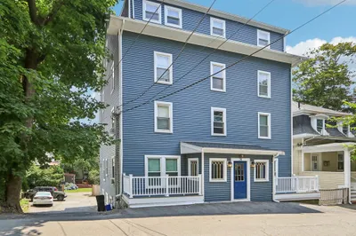 28 Claremont Ter #3