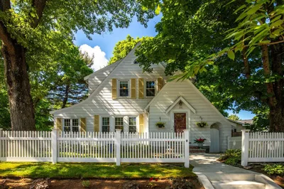 186 Lowell Street 1
