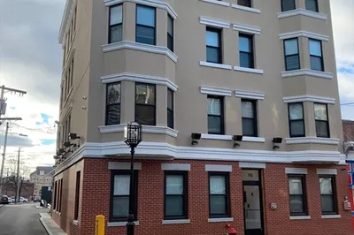 21 Fifth St #18 1