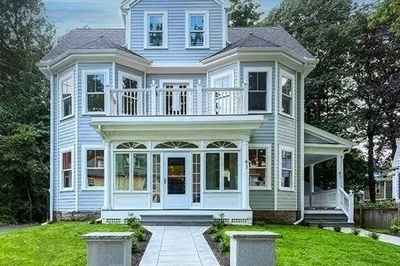 43 CentrAl Ave #A