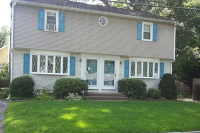 188 Carver St #Left side