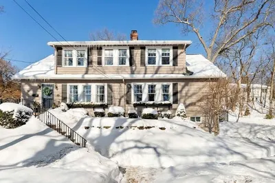 176 Bay State Rd 1