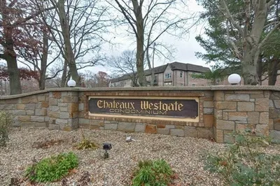112 Oak Lane #8