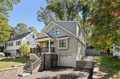 94 Middle St