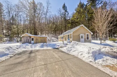 541 Berkshire Trl