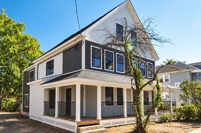 64 Dalby St #3 1