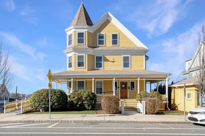 826 Broadway 1