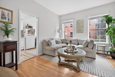 64 W Cedar St #5 1