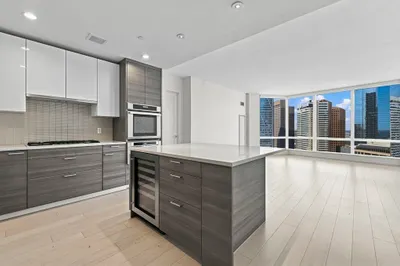 1 Franklin Street ##3107