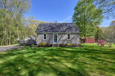 6 Maple Lane