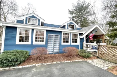 12 Richfield Rd 1