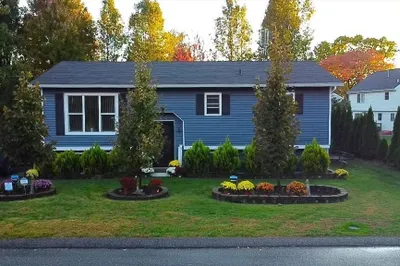 34 Thomas Ave