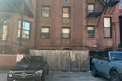 281 Beacon St #parking 1