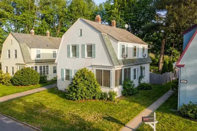 28 Maple Street 1